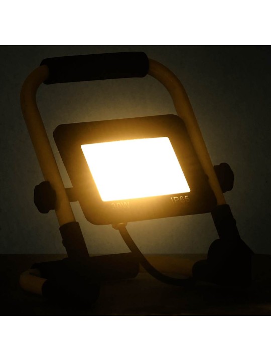 Led-valonheitin kahvalla 30 w lämmin valkoinen