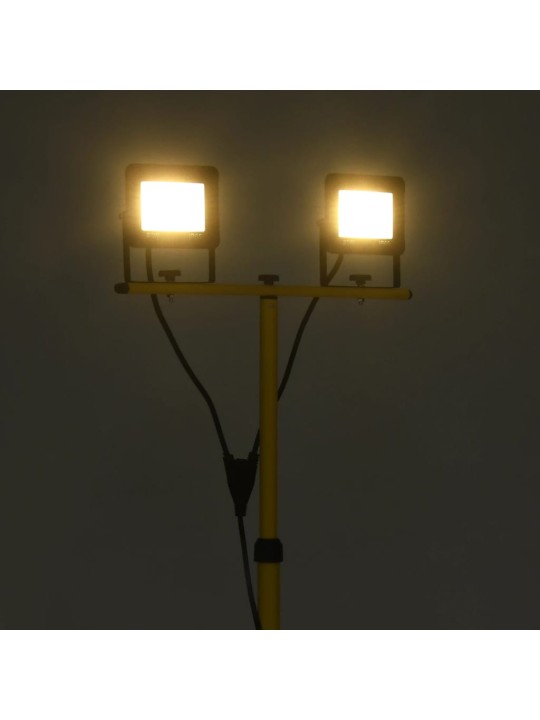 Led-valonheitin kolmijalalla 2x20 w lämmin valkoinen