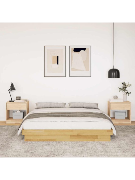Sängynrunko ilman patjaa 150x200 cm massiivipuutammea