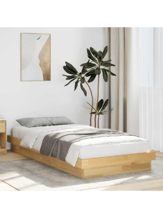 Sängynrunko ilman patjaa 80x200 cm massiivitammea